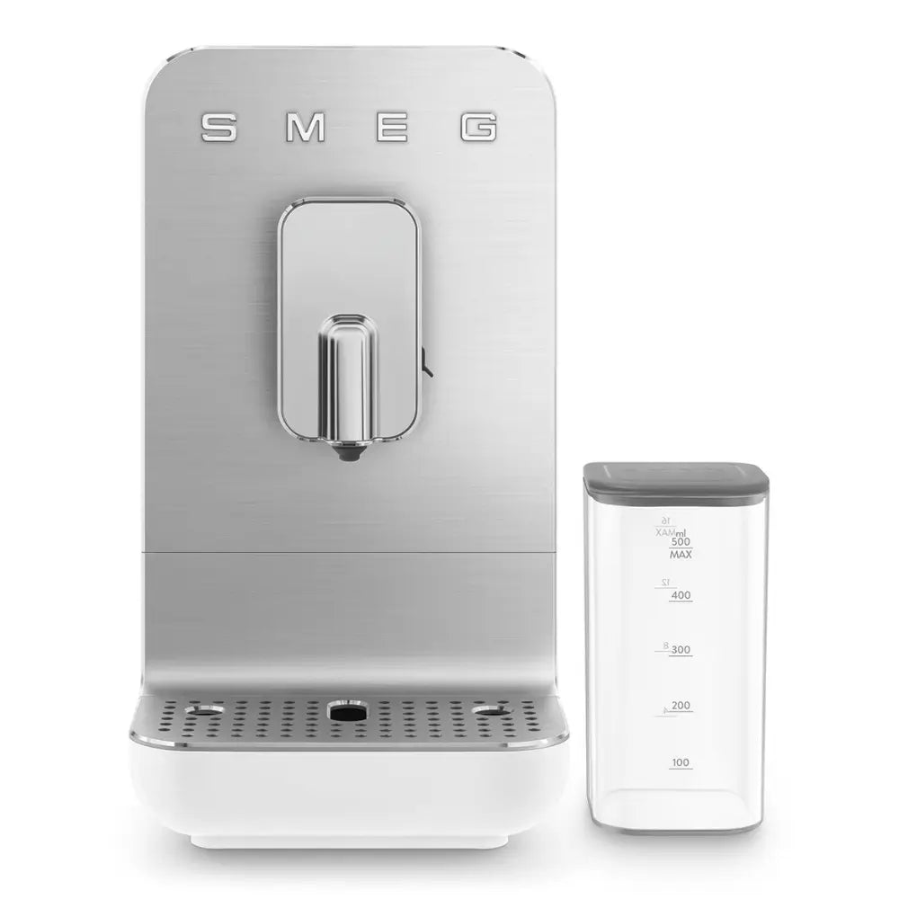 Front view of the SMEG BCC13 in white with its external container, ready for integrated milk frothing.